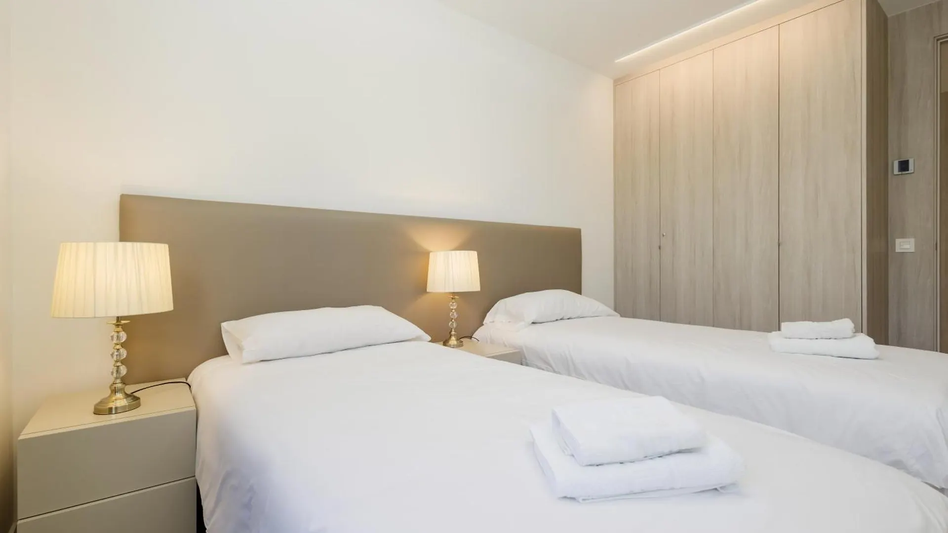 Apartment Next To The Beach In Dunes Beach Marbella