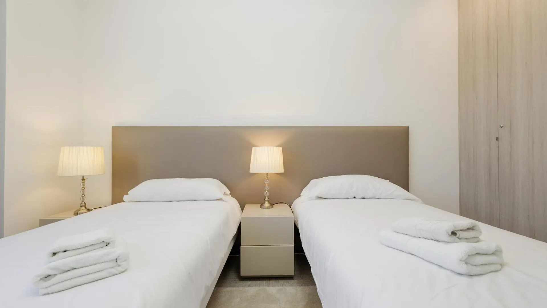 Apartment Next To The Beach In Dunes Beach Marbella