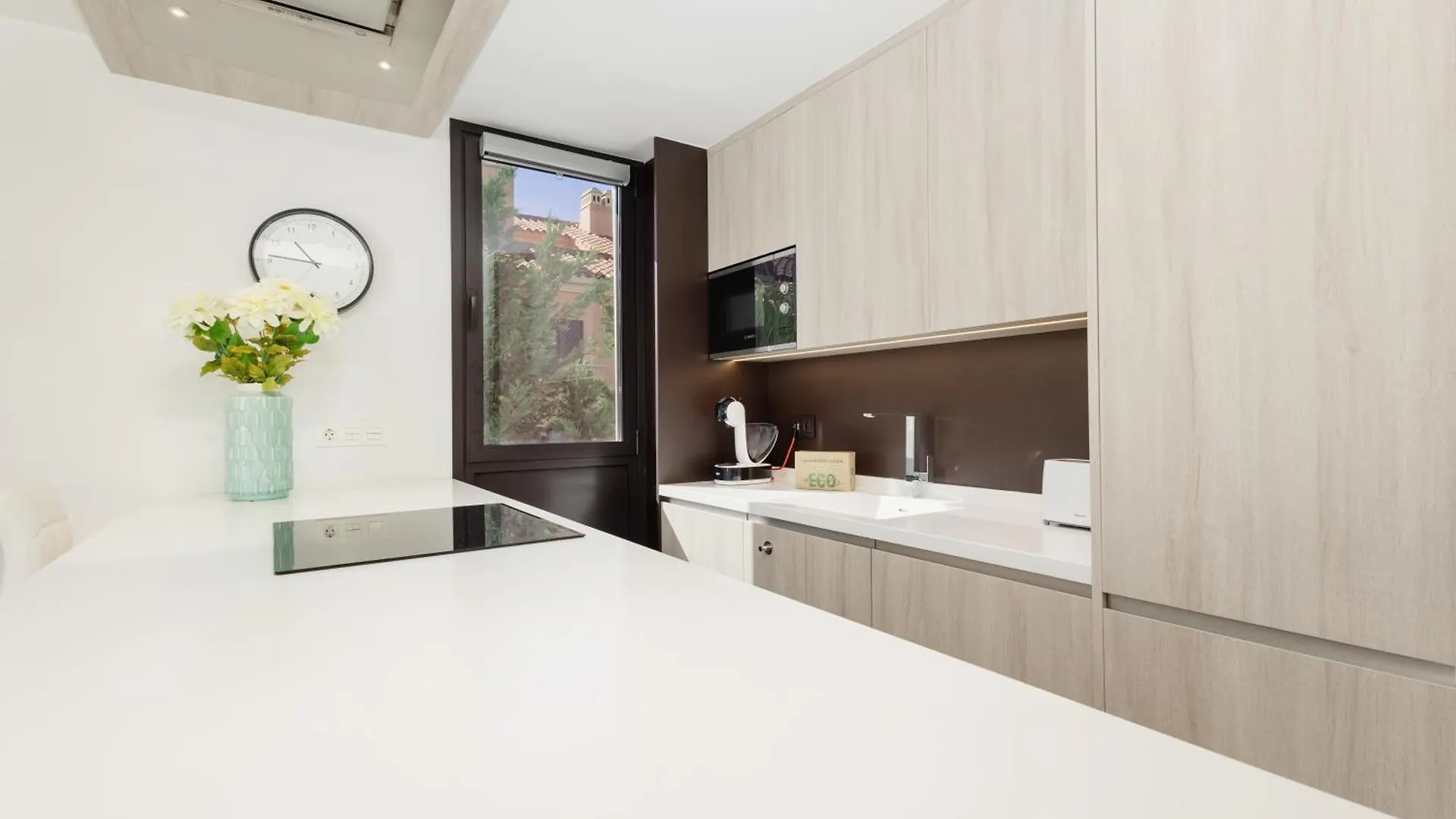 Apartment Next To The Beach In Dunes Beach Marbella